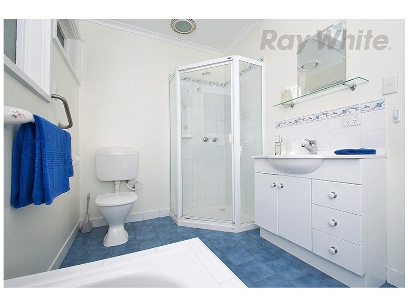 18 ST GEORGES Crescent, Croydon VIC 3136