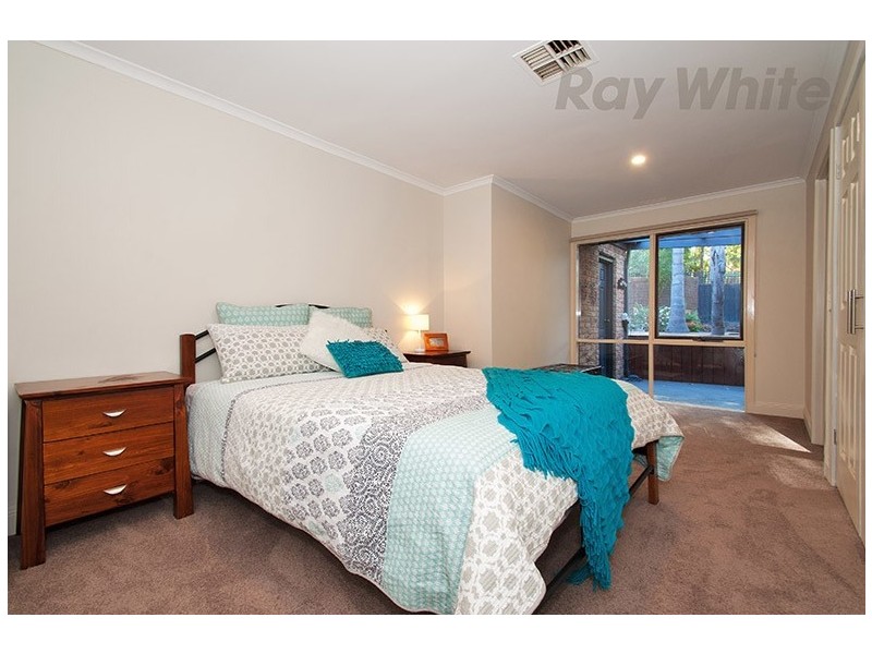 9 WAYCOTT Way, Mount Evelyn VIC 3796
