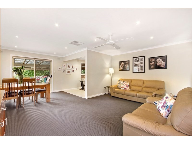 74 ROSEMAN Road, Chirnside Park VIC 3116