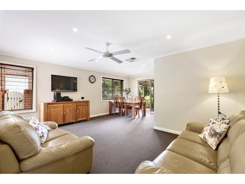 74 ROSEMAN Road, Chirnside Park VIC 3116