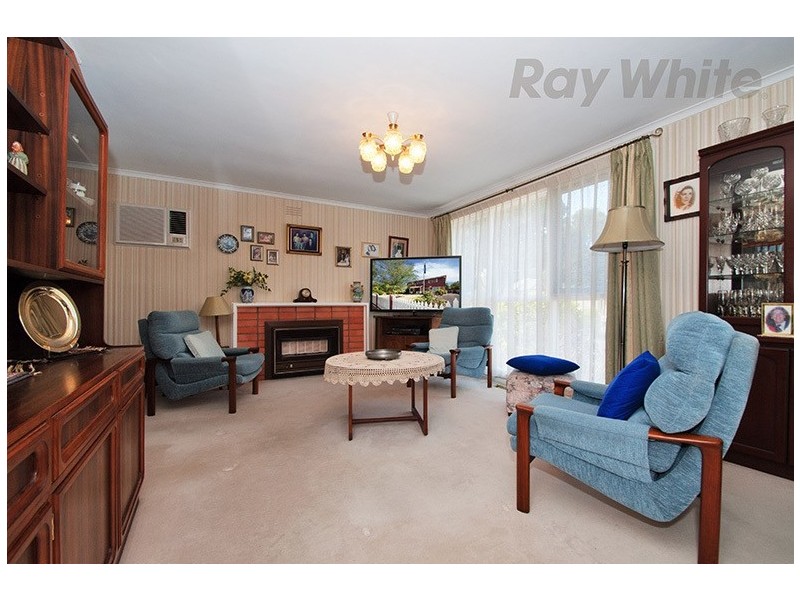 11 ALLAWARE Avenue, Croydon VIC 3136