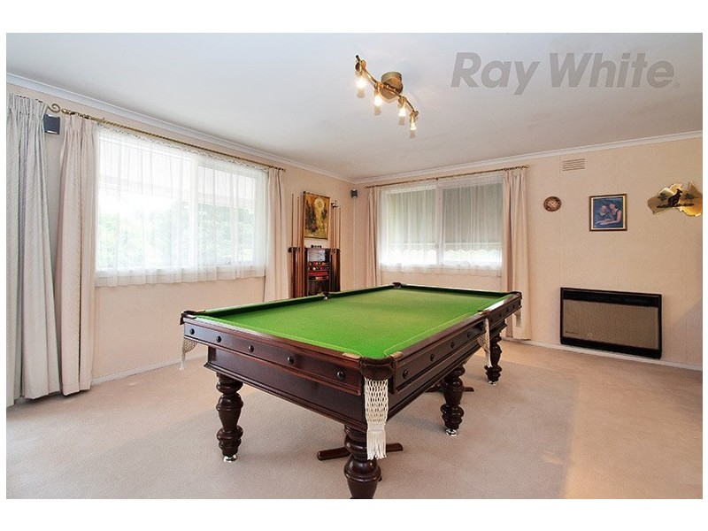 11 ALLAWARE Avenue, Croydon VIC 3136