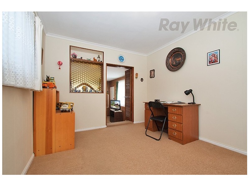 11 ALLAWARE Avenue, Croydon VIC 3136