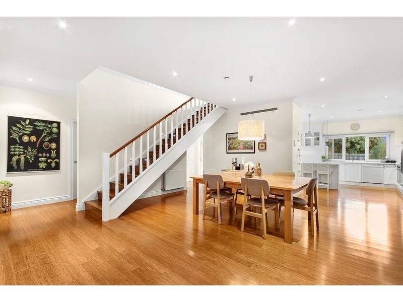 20 ABRAHAM Drive, Croydon VIC 3136