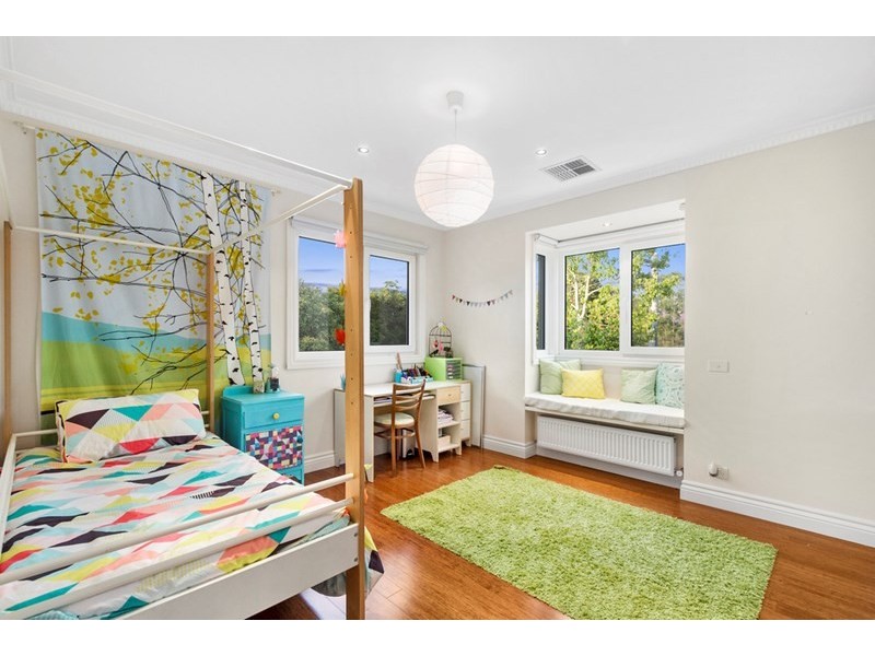 20 ABRAHAM Drive, Croydon VIC 3136