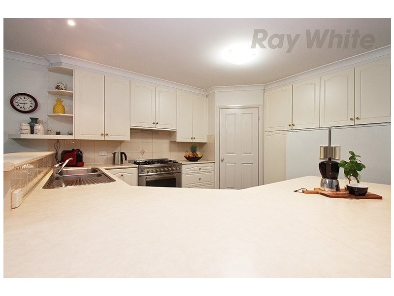 3 MEADOWBANK Avenue, Chirnside Park VIC 3116