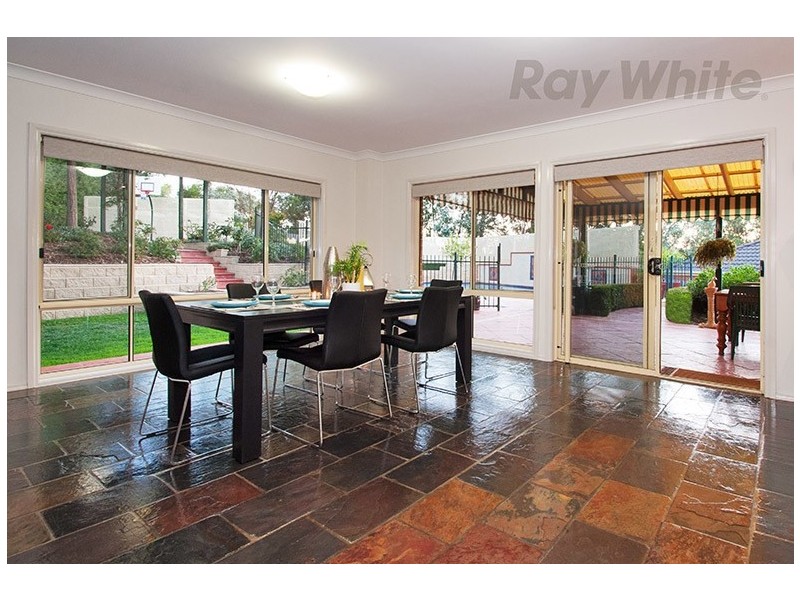 3 MEADOWBANK Avenue, Chirnside Park VIC 3116