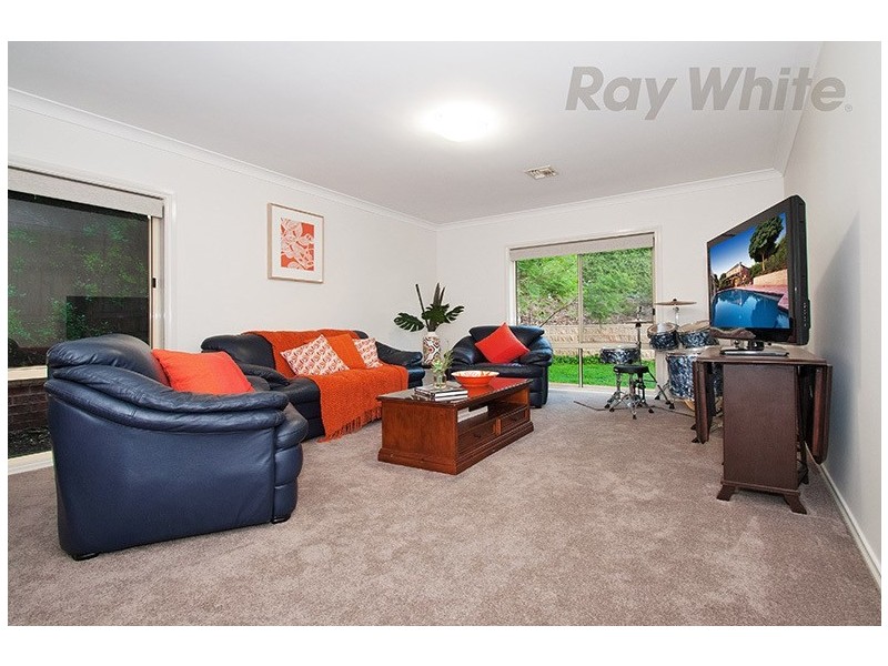 3 MEADOWBANK Avenue, Chirnside Park VIC 3116
