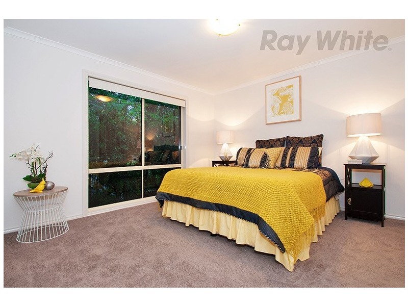 3 MEADOWBANK Avenue, Chirnside Park VIC 3116