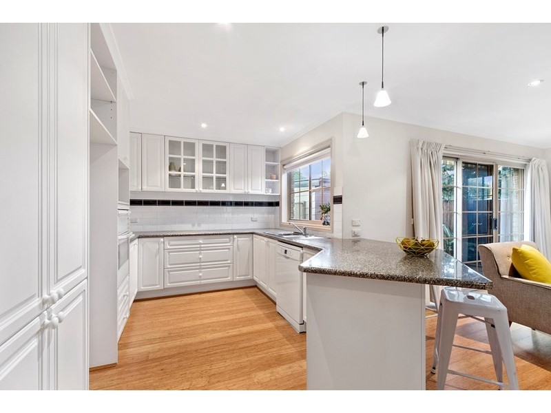 1A ELM Street, Blackburn VIC 3130