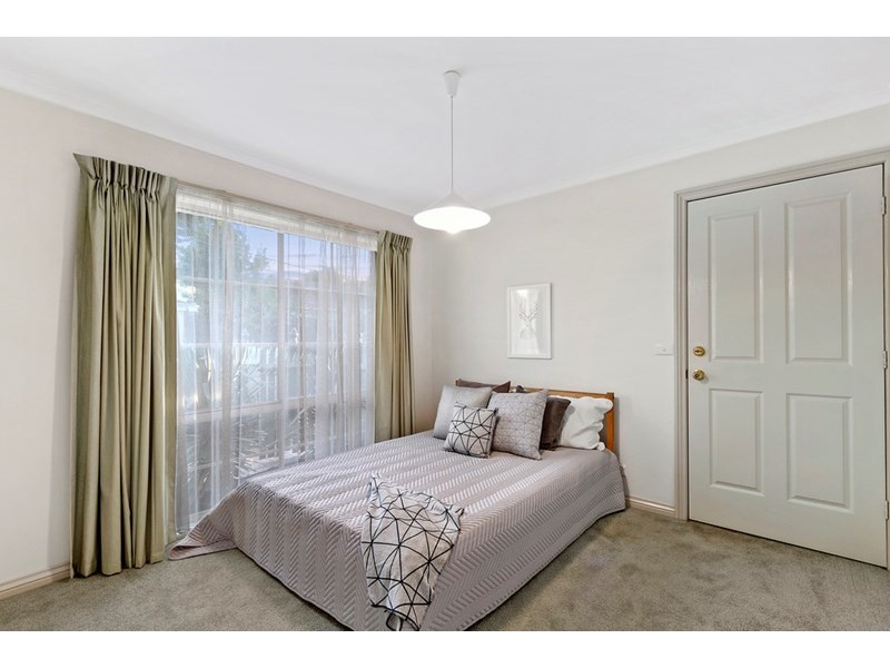 1A ELM Street, Blackburn VIC 3130