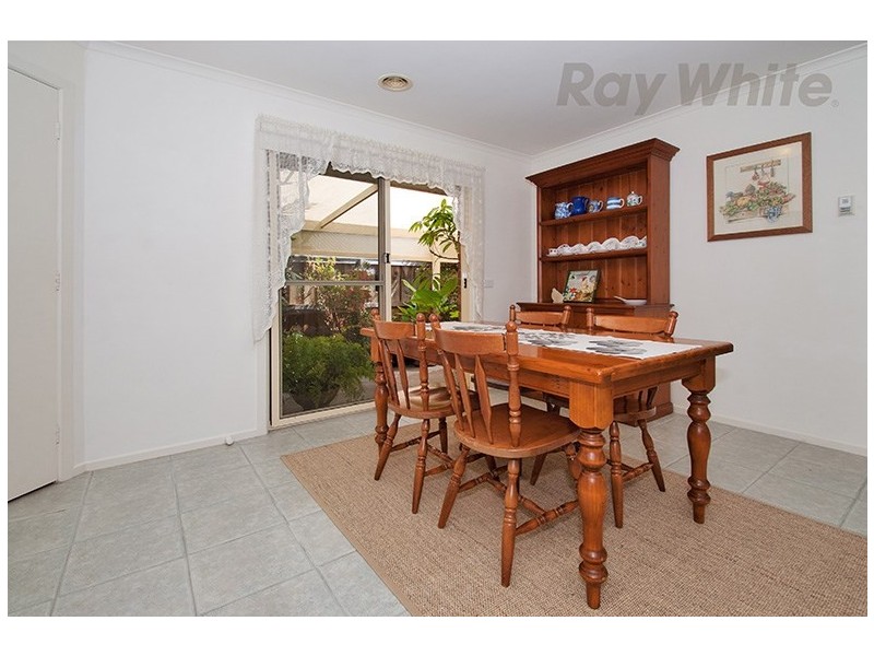 3 KENTISH Place, Chirnside Park VIC 3116