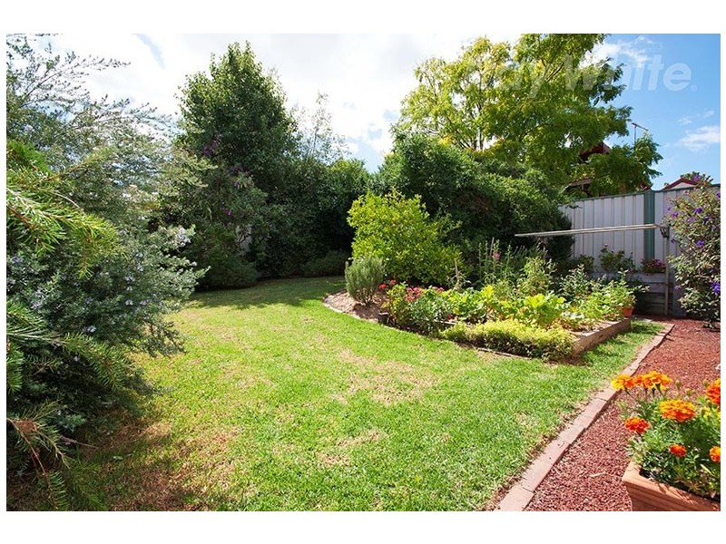 3 KENTISH Place, Chirnside Park VIC 3116