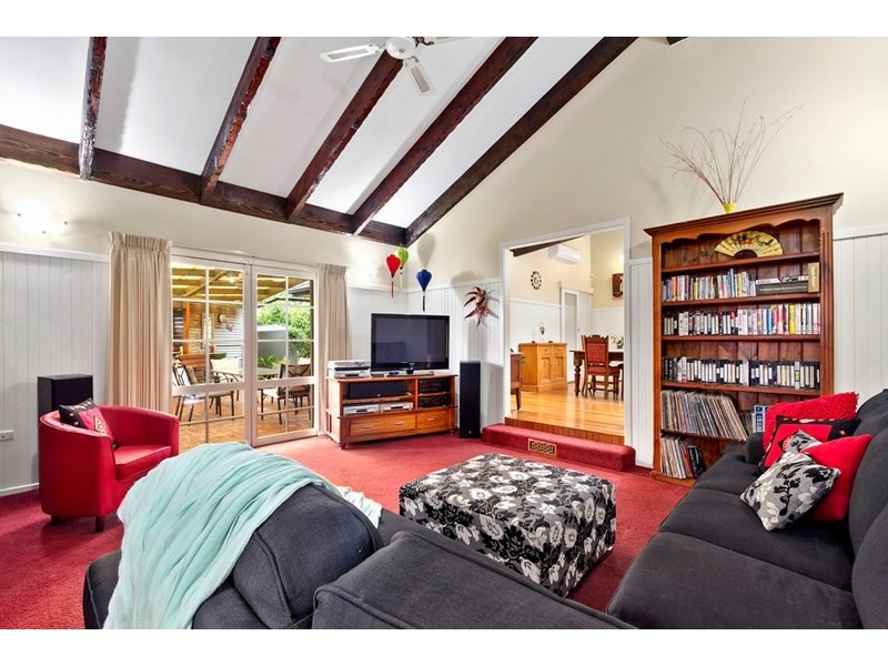 2 COBAR Court, Mooroolbark VIC 3138