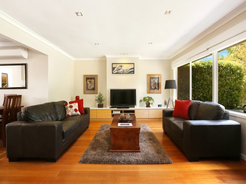 95 Cambridge Road, Mooroolbark VIC 3138