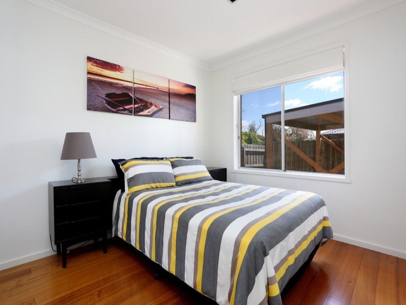 95 Cambridge Road, Mooroolbark VIC 3138