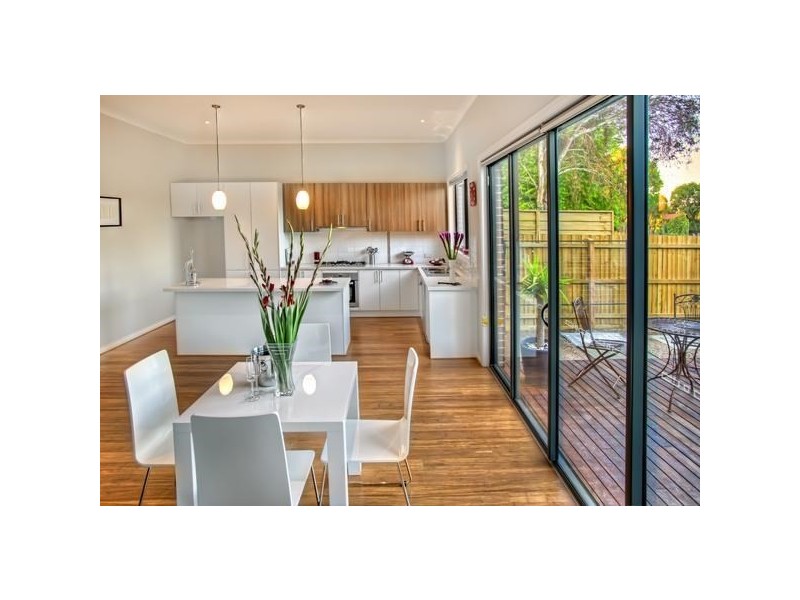 3/48 Lyons Road, Croydon North VIC 3136