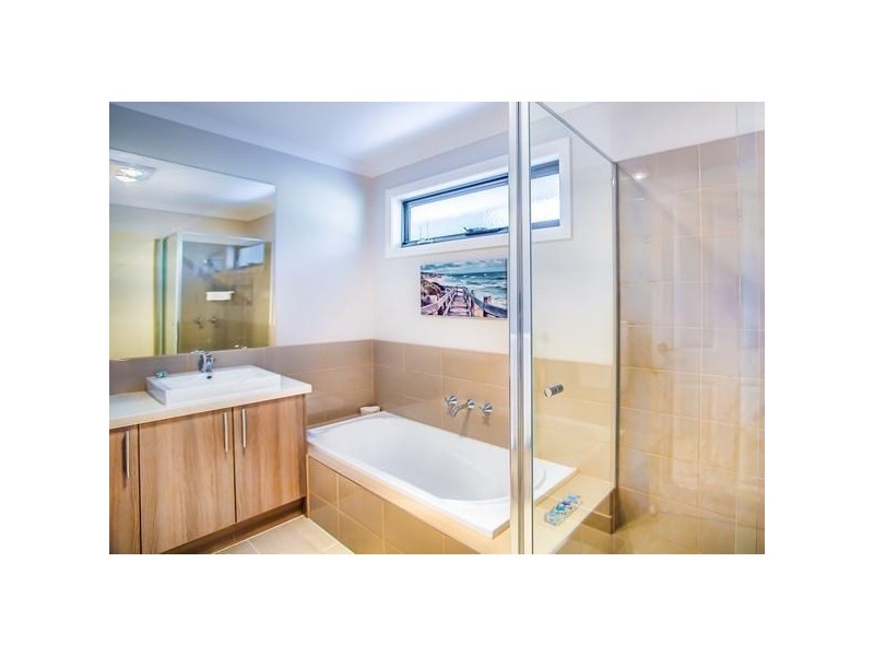 3/48 Lyons Road, Croydon North VIC 3136