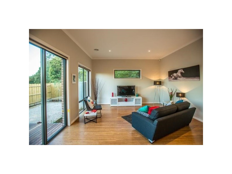 3/48 Lyons Road, Croydon North VIC 3136