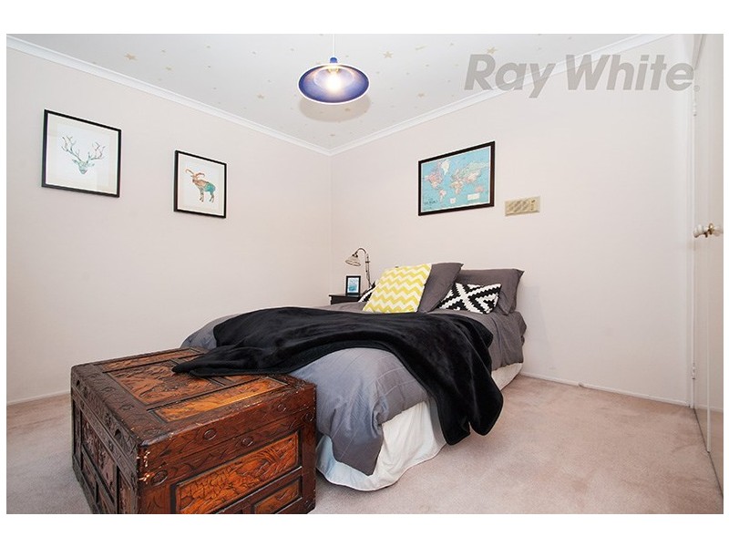 11 TARA Close, Croydon VIC 3136