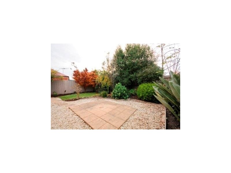 25 Chatswood Grove, Chirnside Park VIC 3116