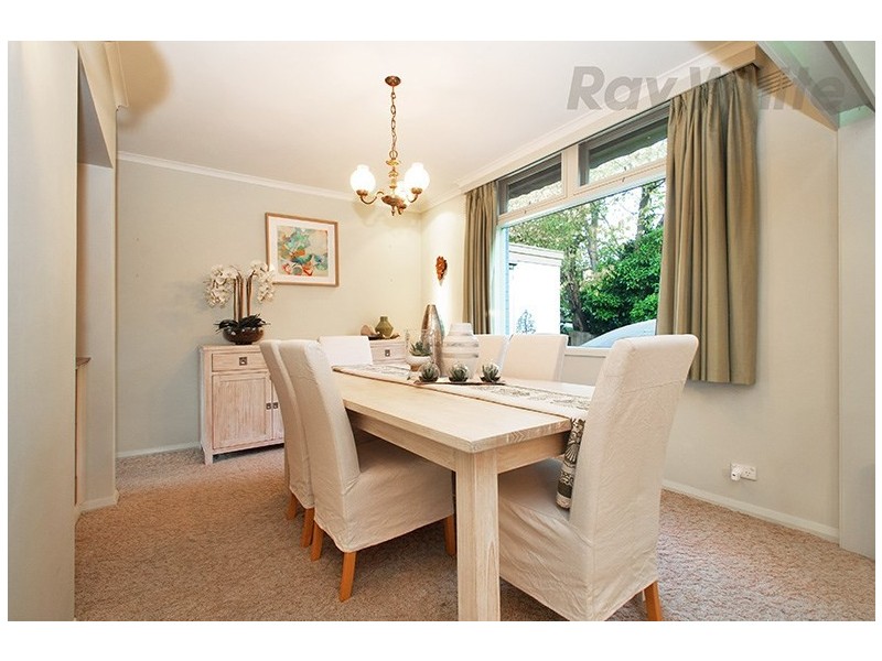 3 SHERWOOD Court, Croydon VIC 3136