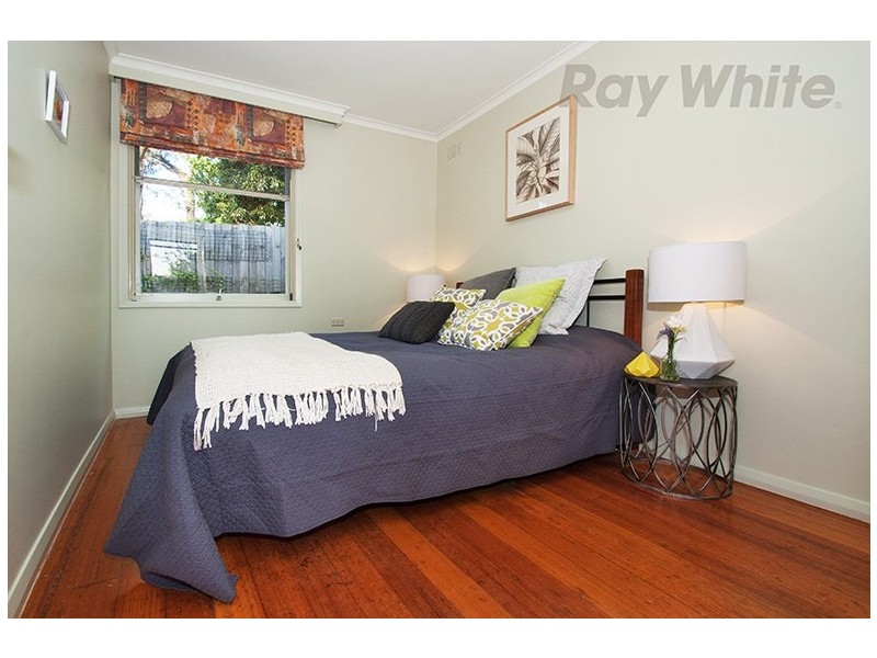 3 SHERWOOD Court, Croydon VIC 3136