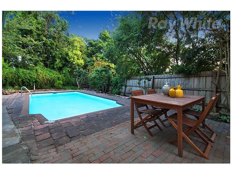 3 SHERWOOD Court, Croydon VIC 3136