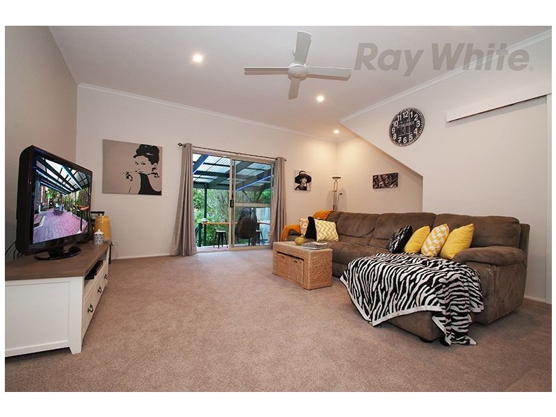 42 Lyons Road, Croydon North VIC 3136