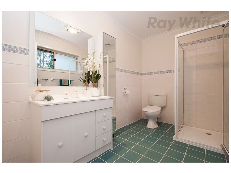 42 Lyons Road, Croydon North VIC 3136