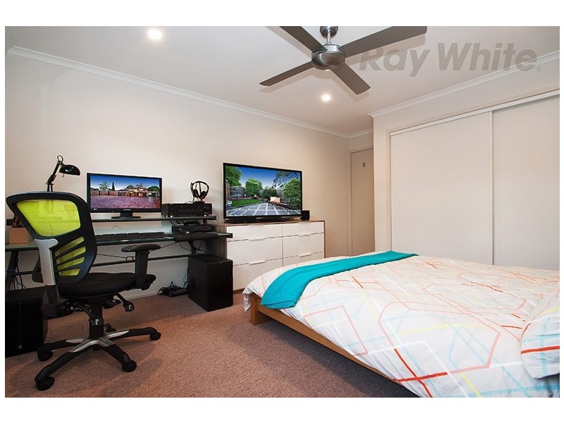 42 Lyons Road, Croydon North VIC 3136