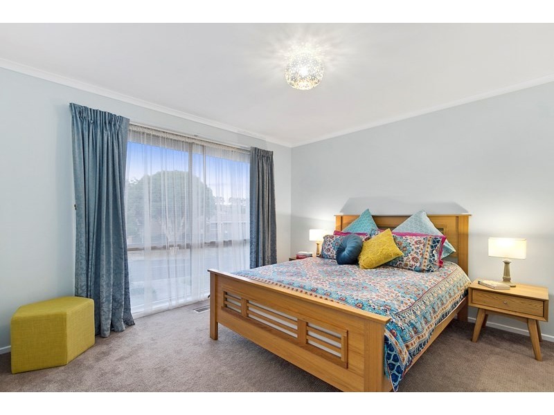 87 LANDSCAPE Drive, Mooroolbark VIC 3138