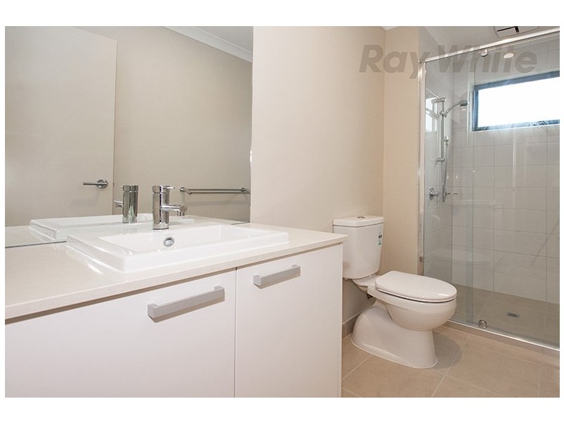 9 Botanica Drive, Chirnside Park VIC 3116