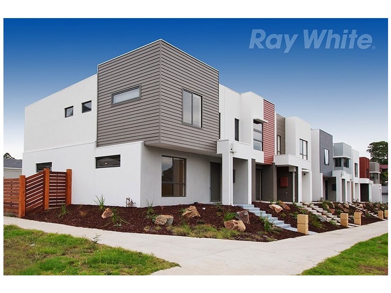 9 Botanica Drive, Chirnside Park VIC 3116