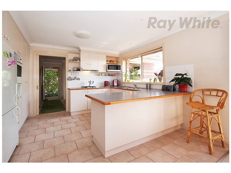 1 Mackenzie Court, Croydon South VIC 3136