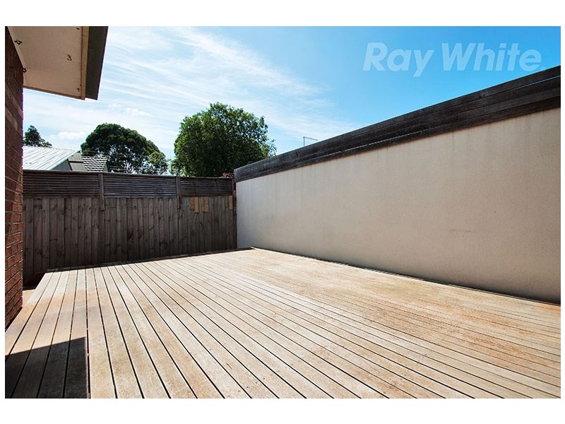 1 Mackenzie Court, Croydon South VIC 3136