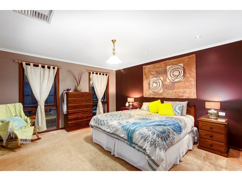 2 Atherton Court, Kilsyth VIC 3137