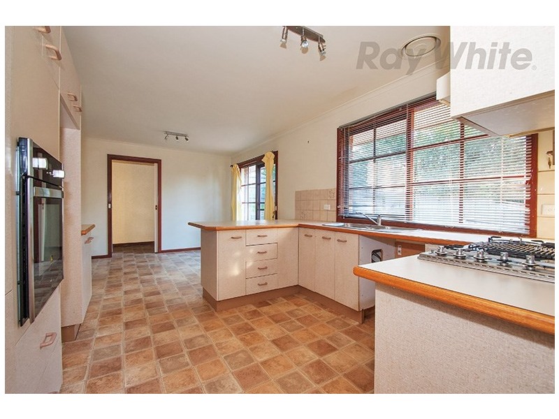 9 Tanbridge Way, Warranwood VIC 3134