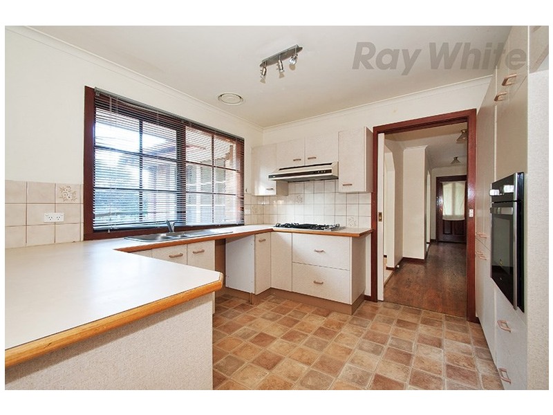 9 Tanbridge Way, Warranwood VIC 3134