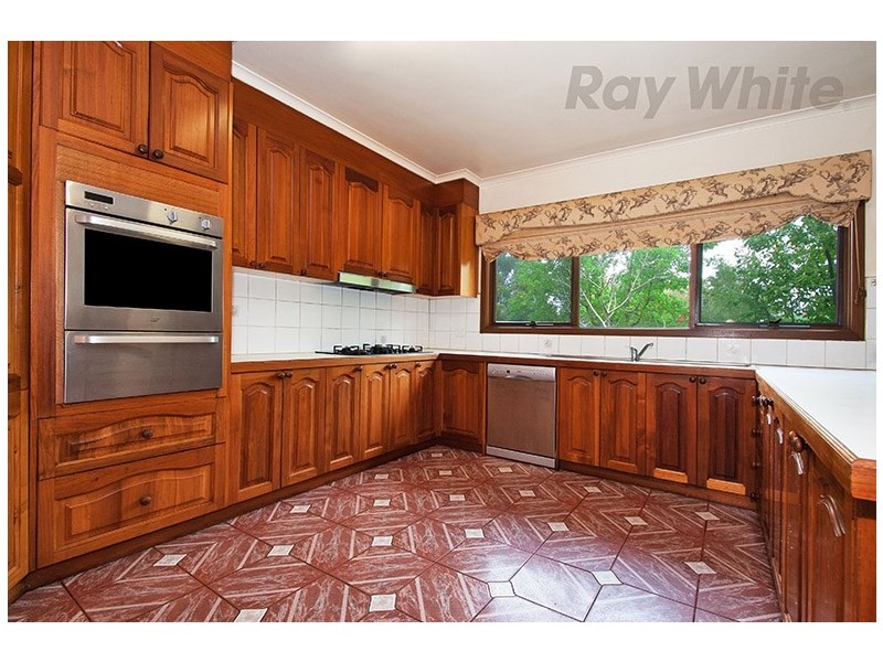 15 BLAIR Court, Warranwood VIC 3134