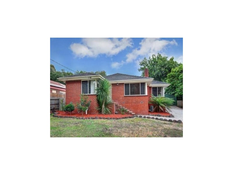 9 Oaktree Road, Croydon North VIC 3136