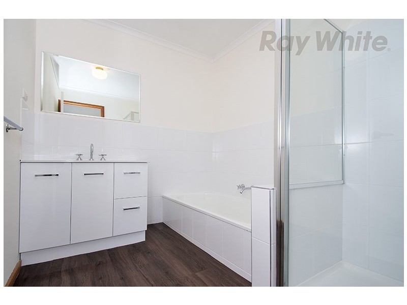 6/2 Starcross Avenue, Croydon VIC 3136