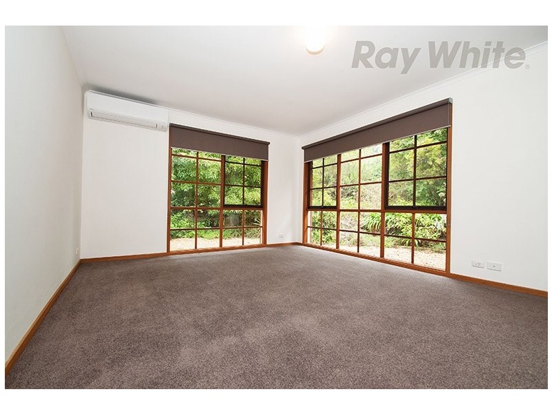 6/2 Starcross Avenue, Croydon VIC 3136