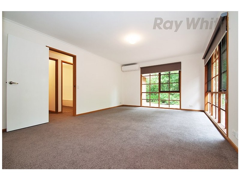 6/2 Starcross Avenue, Croydon VIC 3136