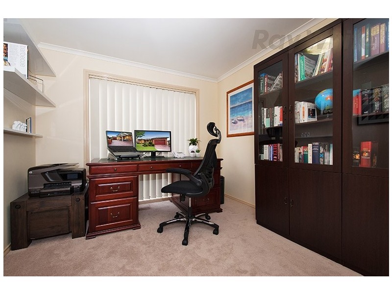 16 YARRA HILL Lane, Chirnside Park VIC 3116