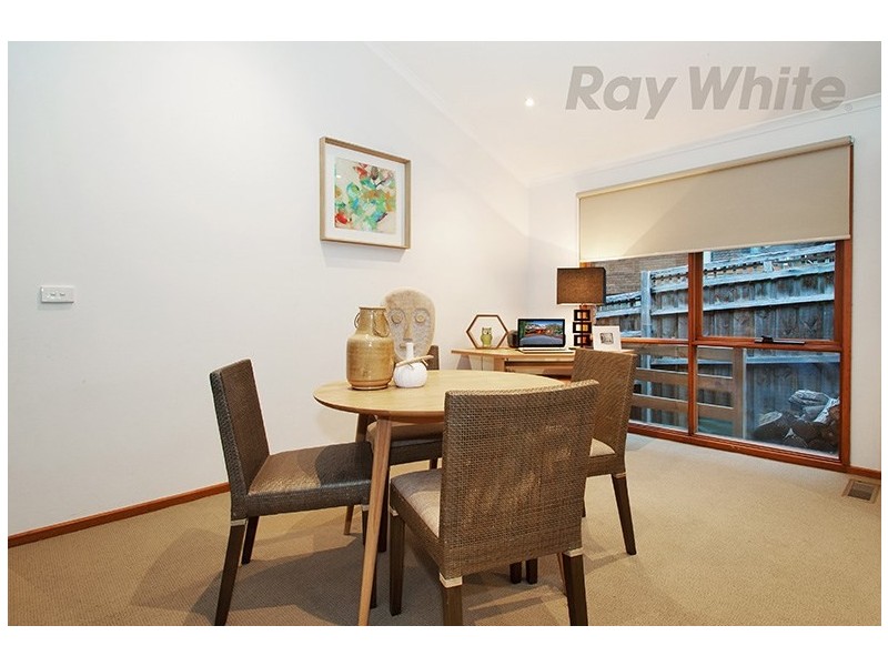 7 PATTERDALE Court, Croydon Hills VIC 3136