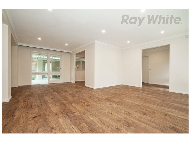 9 Brenda Court, Croydon VIC 3136