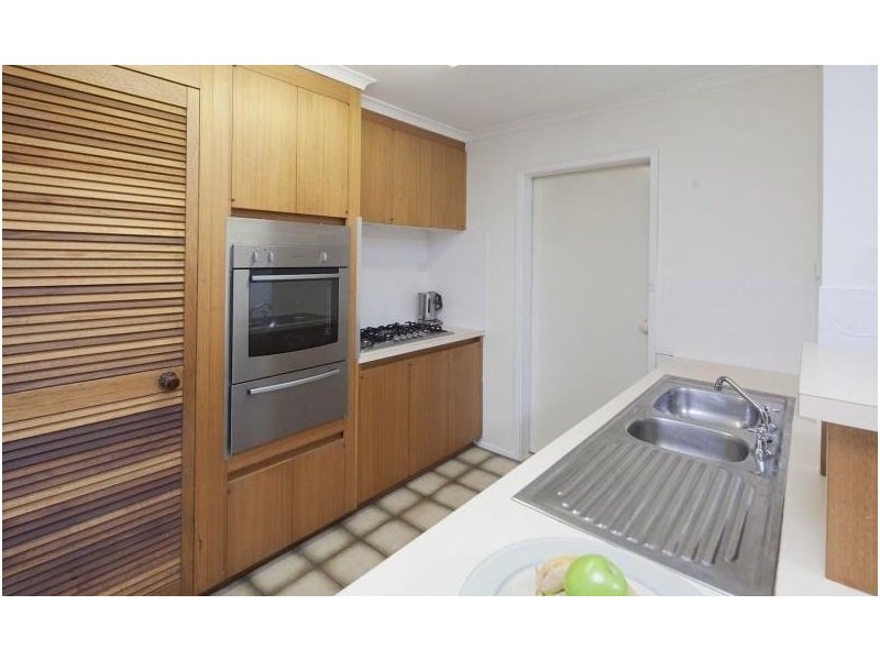 50 Zina Grove, Mooroolbark VIC 3138