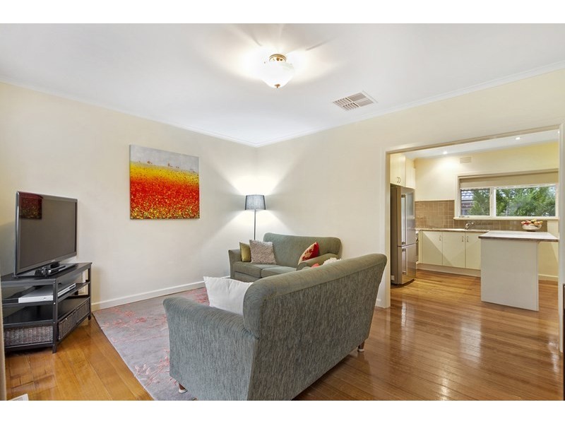 73 Lincoln Road, Croydon VIC 3136