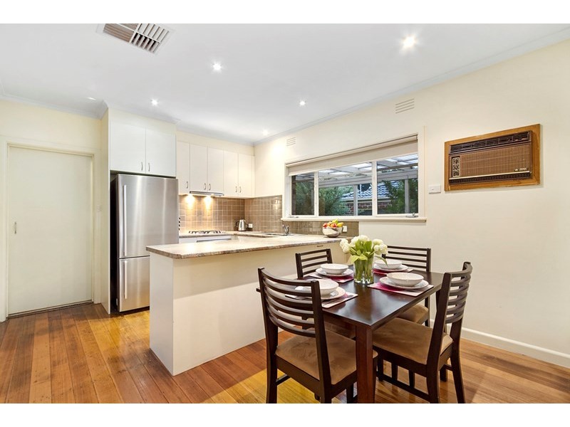 73 Lincoln Road, Croydon VIC 3136